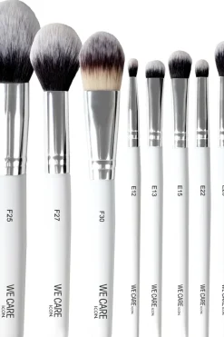 WE CARE ICON. Meikkisiveltimet Ja -Välineet<Artist Blush Brush poskipunasivellin F22