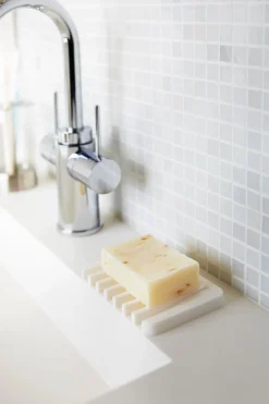 New Flow saippua-alusta, valkoinen Muut Kylpyhuonetarvikkeet