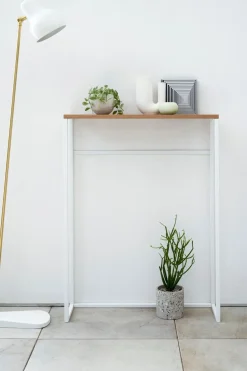 Outlet Tower konsolipöytä, valkoinen Pöydät