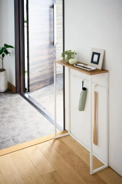 Outlet Tower konsolipöytä, valkoinen Pöydät