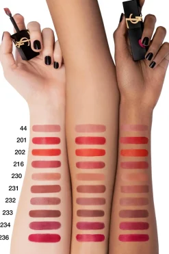 Yves Saint Laurent Huulimeikit<The Inks Blur huulipuna 5,5 ml