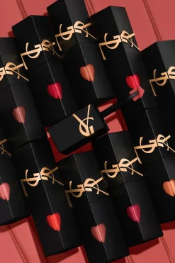 Yves Saint Laurent Huulimeikit<The Inks Blur huulipuna 5,5 ml