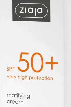 Ziaja Aurinkotuotteet<Med SPF 50+ matta-aurinkovoide kasvoille 50 ml