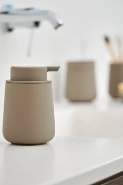 New Nova One saippuapumppupullo 250ml taupe Muut Kylpyhuonetarvikkeet