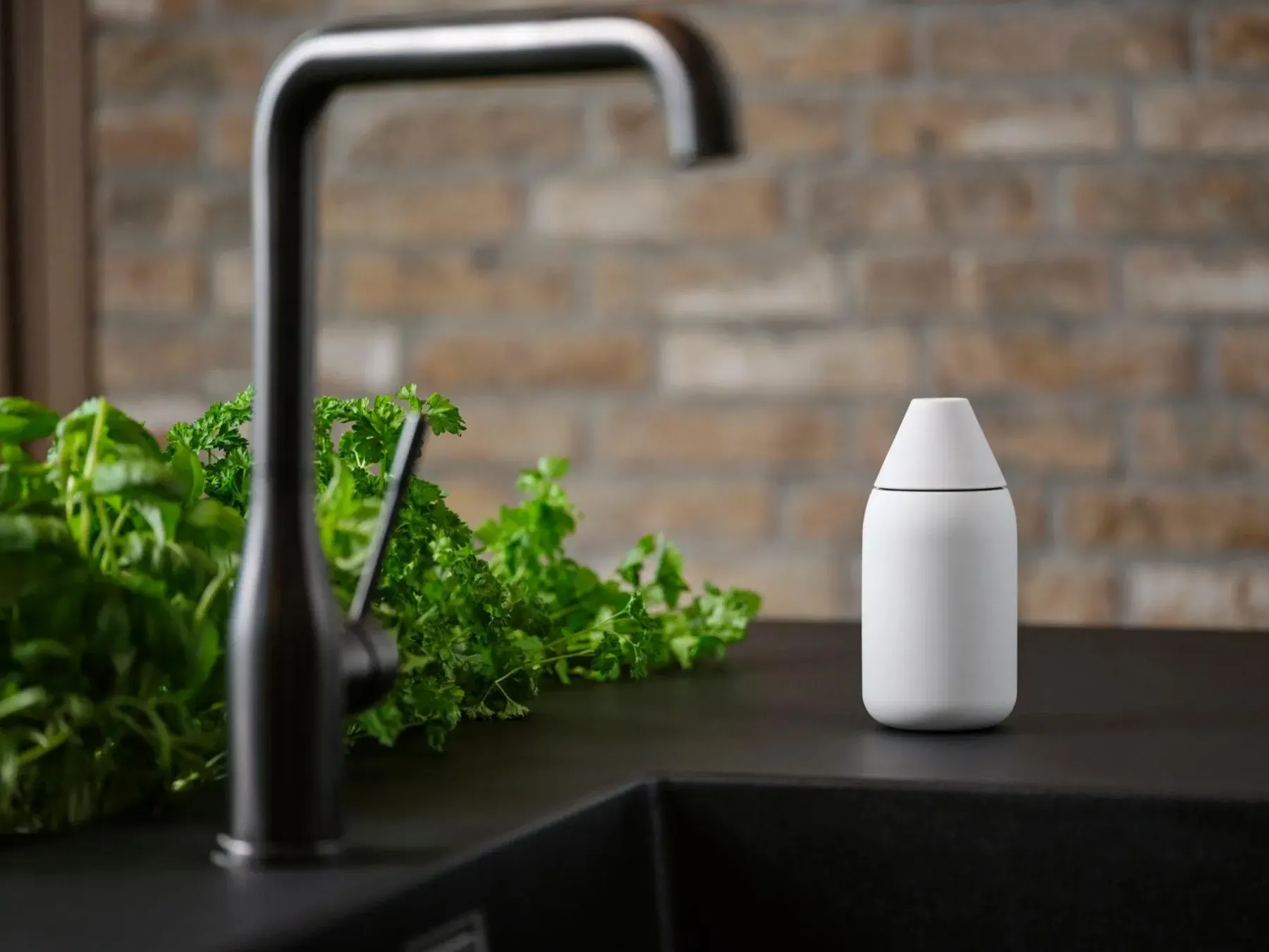 Hot Singles saippua-annostelija warm grey Keittiötarvikkeet